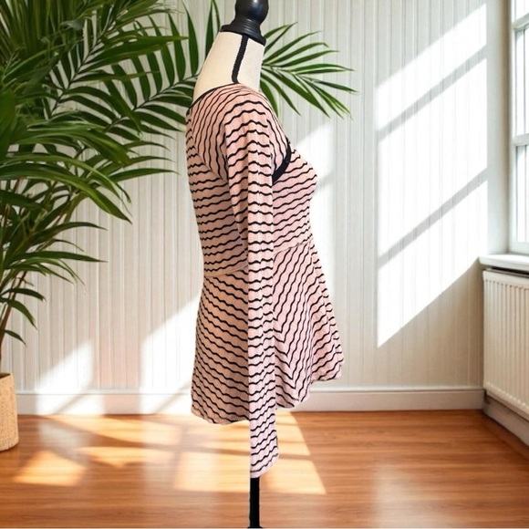 Free People Scalloped Wavy Knit Peplum Top - Blush & Black - Size Small - Picture 3 of 14